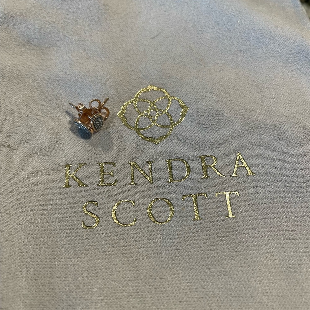 KENDRA SCOTT Marisa Stud Earring